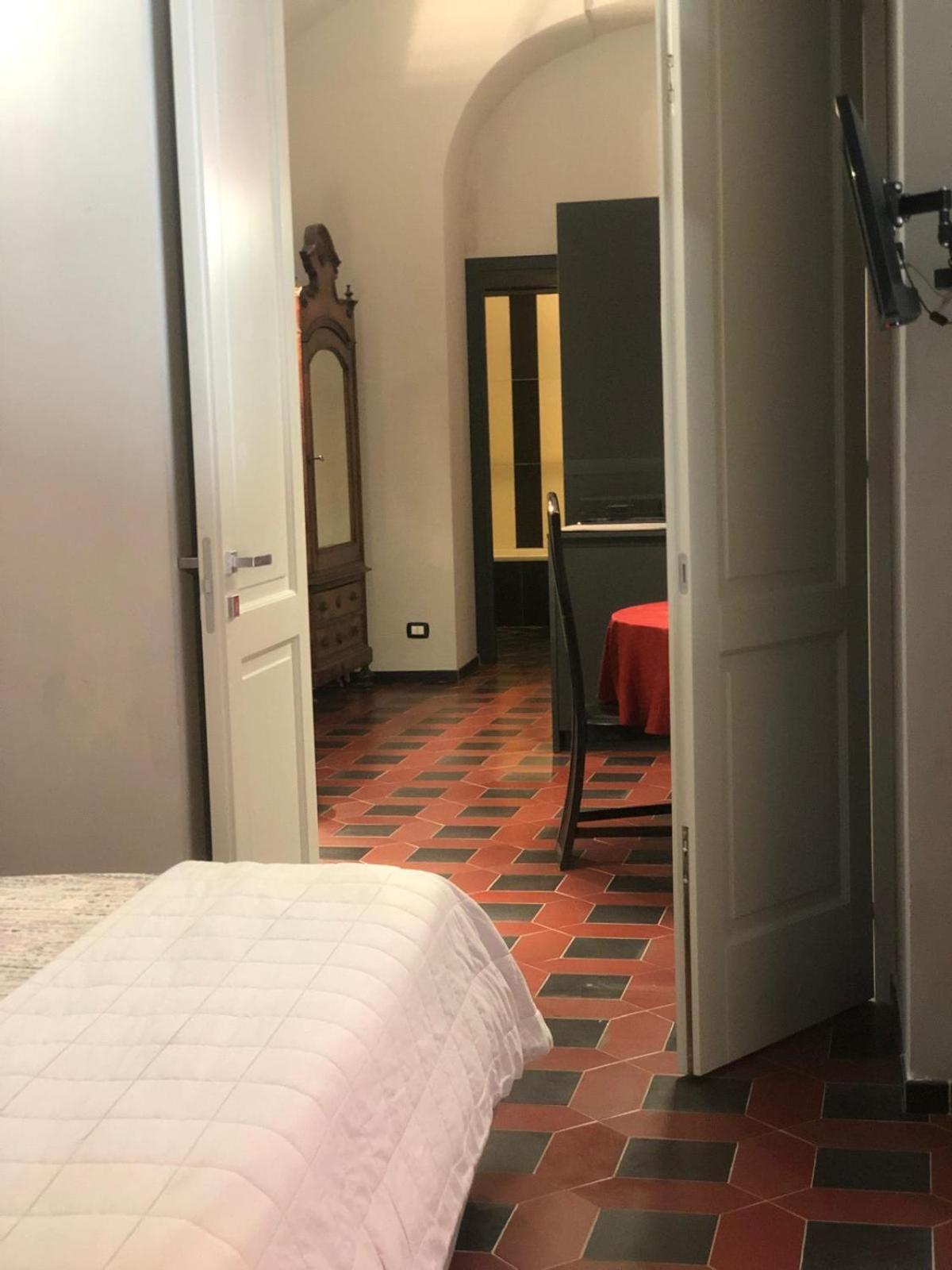 Core City Apartment - Cappella Vecchia Naples Luaran gambar