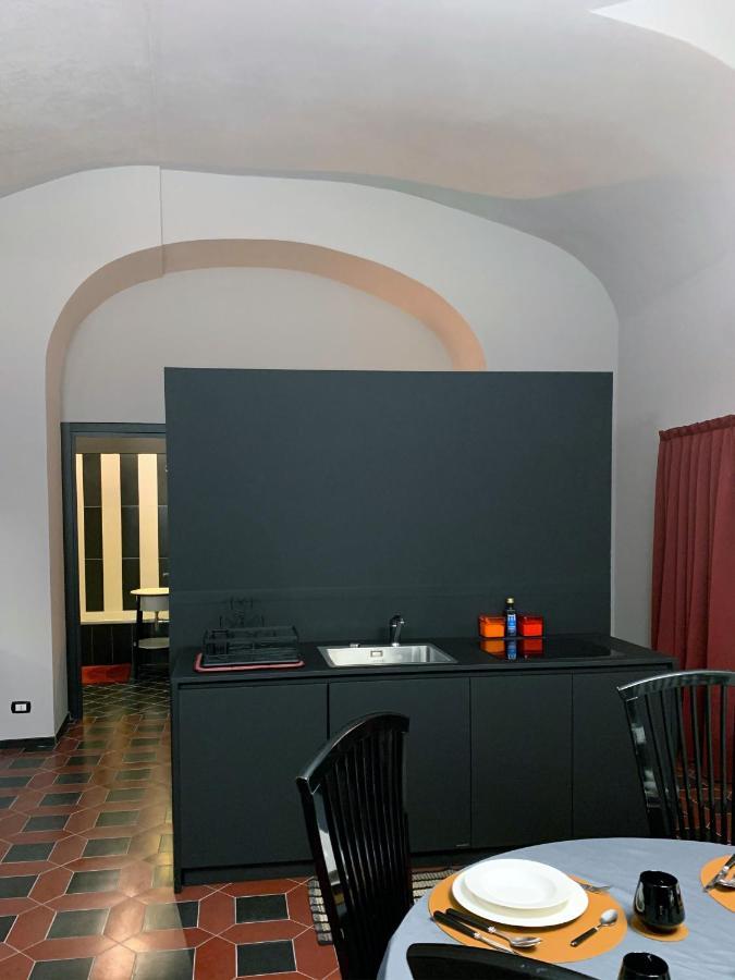 Core City Apartment - Cappella Vecchia Naples Luaran gambar